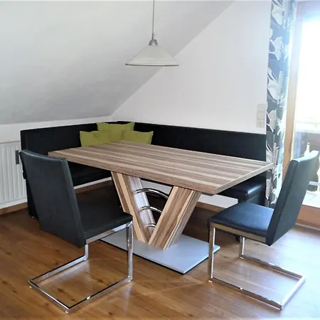 Gaestehaus Reischmann Unterreitnau
