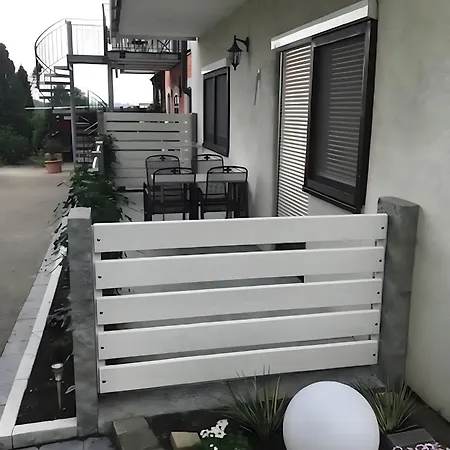 Gaestehaus Reischmann *