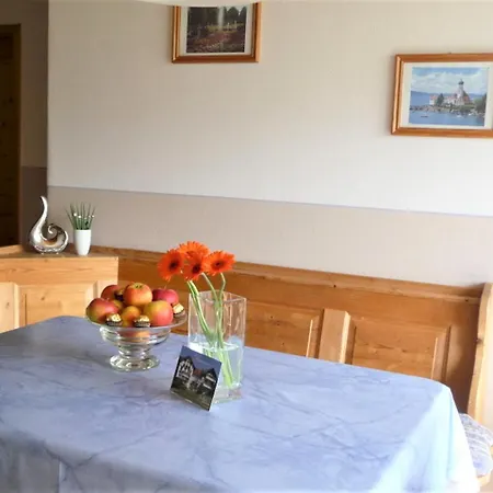 Apartment Gaestehaus Reischmann Unterreitnau
